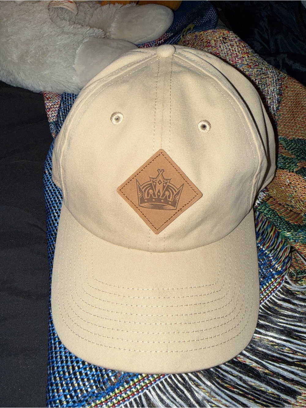 NWOT Fanatics Cream Baseball Cap with Crown Patch